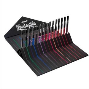 ❌SOLD❌Kat Von D Everlasting Lip Collectors Edition